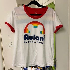 Disney Aulani Rainbow Graphic Tee size Large in women’s sizing